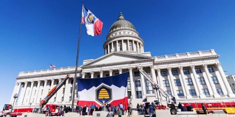 Utah unveils new state flag